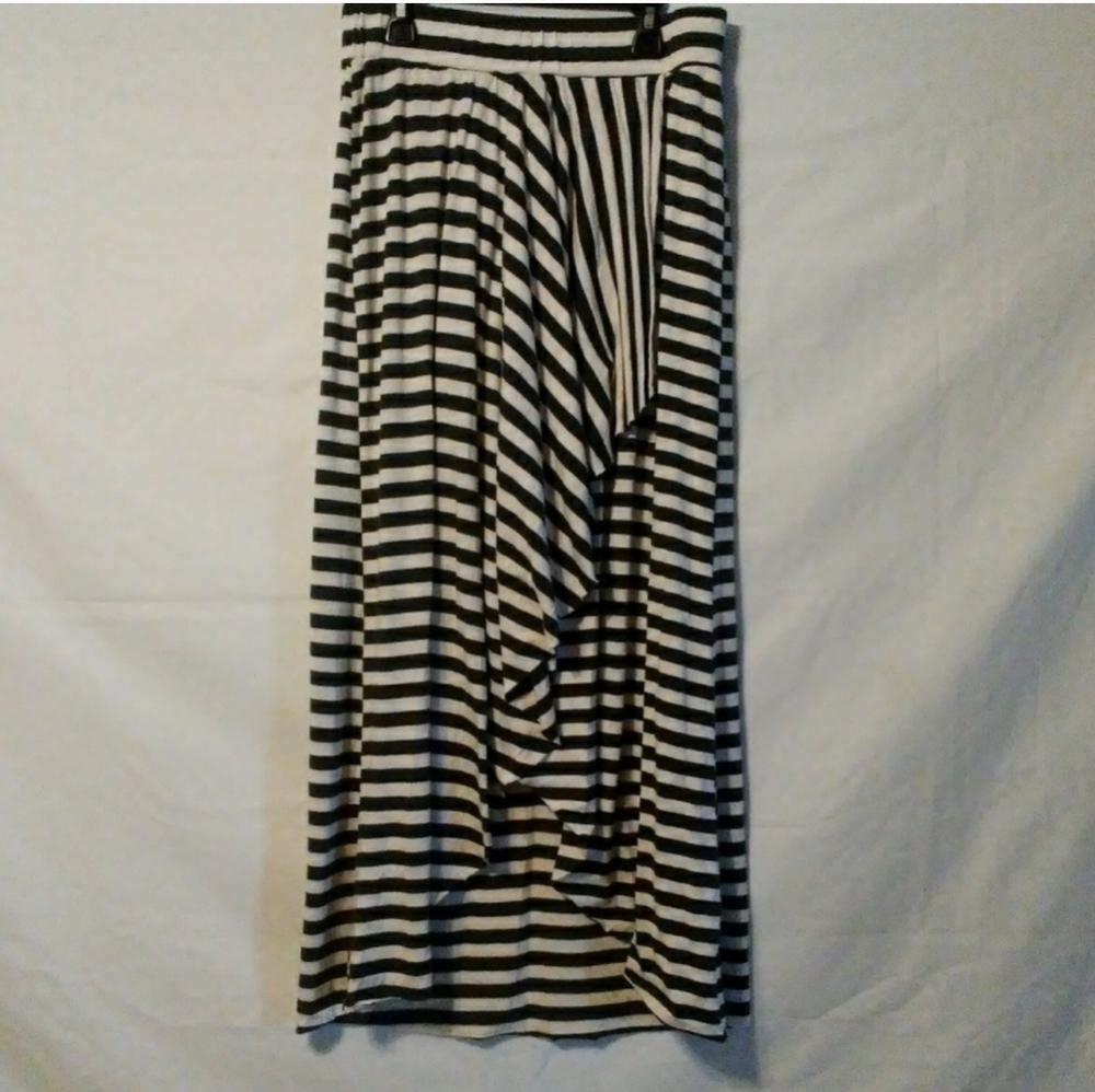 Heart Soul High Low Olive & Oatmeal Maxi Skirt - Picture 8 of 8